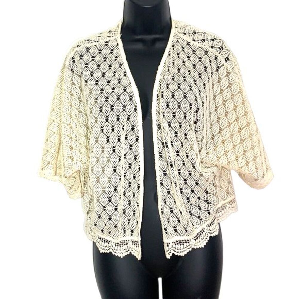 LOVE TREE Crochet Open Front Short Sleeve Cardigan Cream Size Small - Picture 3 of 9